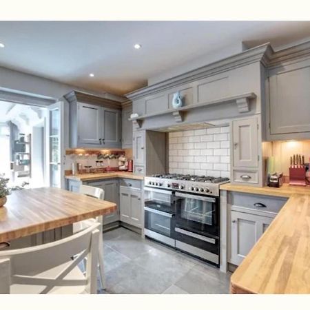 Charming 3-Bed Cottage In Swanage Eksteriør billede
