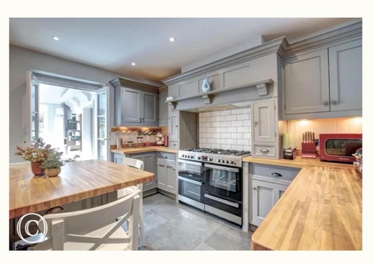 Charming 3-Bed Cottage In Swanage Eksteriør billede